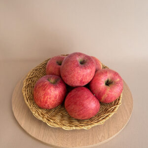 北海道産のりんご（ふじ）